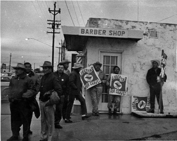 (3168) Demostrations, Cesar Chavez, Imprisonment, Salinas, California, 1970